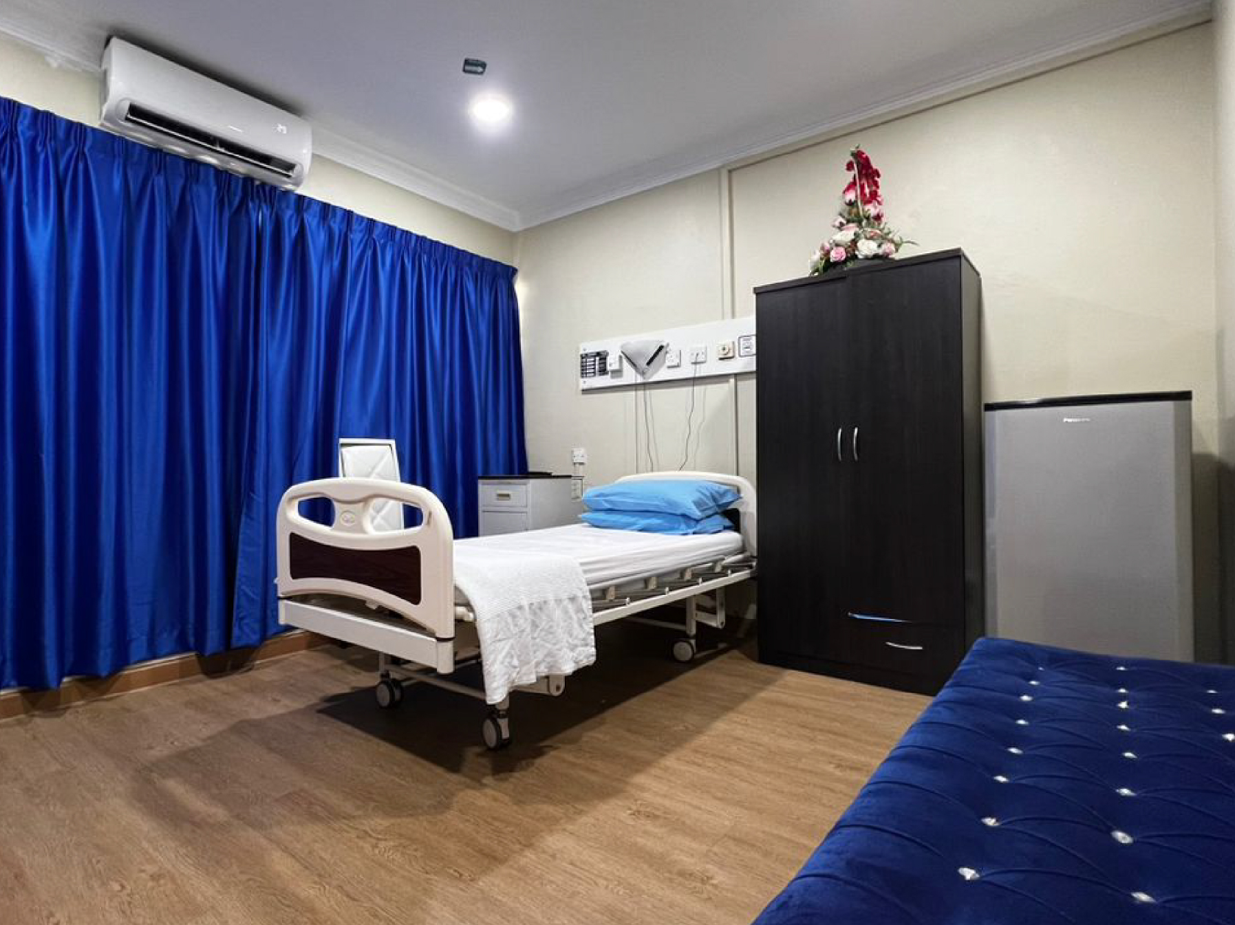 Three-bed room